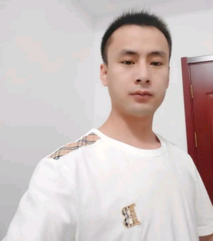 海阔天空的第一张照片--新乐上门女婿服务网